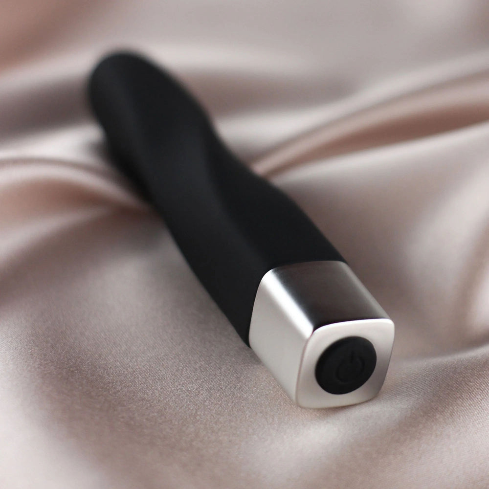 Layla 10 Modes Silicone Twist Bullet Vibrator Black | 716715771448 | Available at EroticWarehouse.com