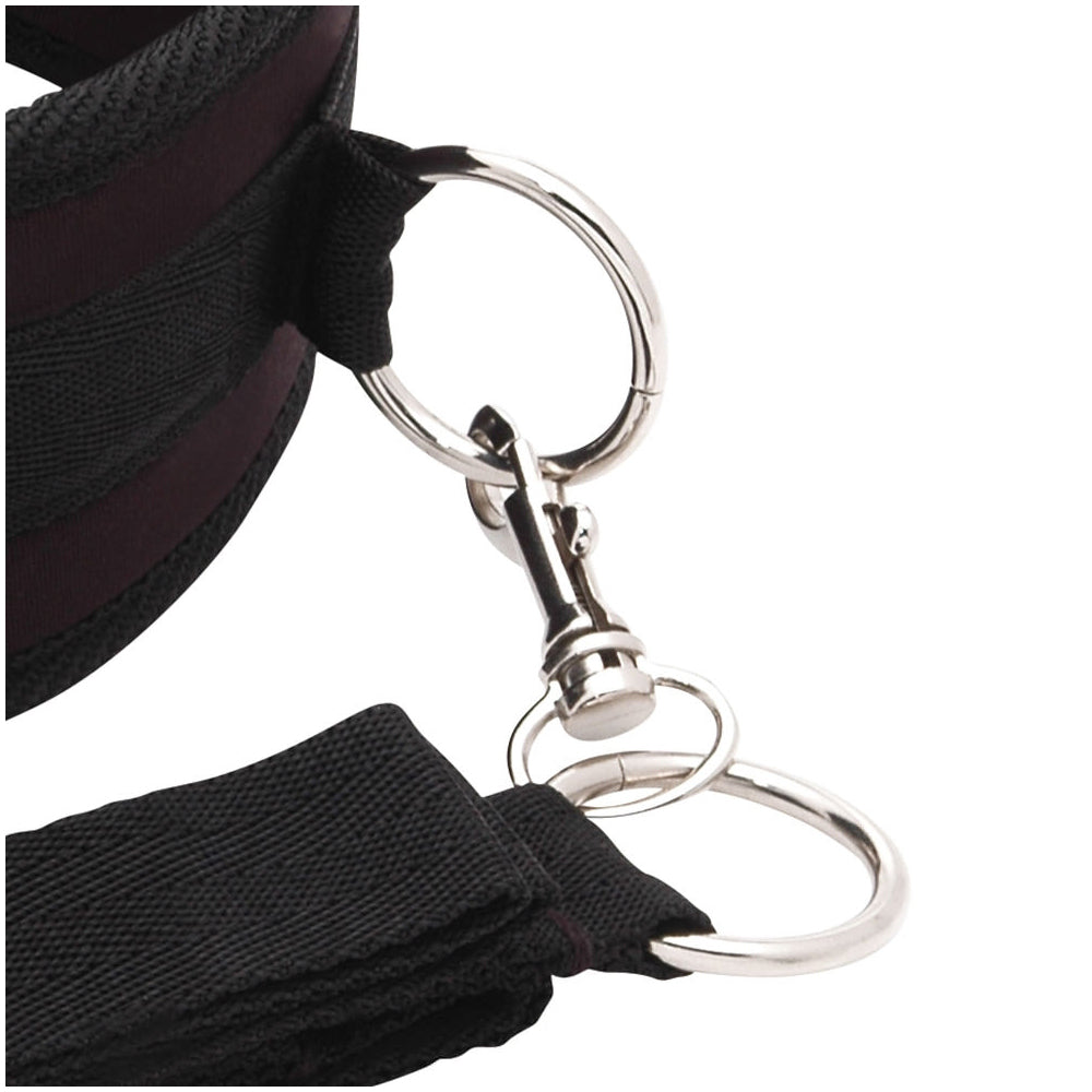 Collar And Leash Set | 4890808042847 | Available at EroticWarehouse.com